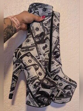 Pleasers Money Print 7' Boots Size 6